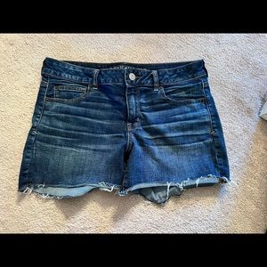 American Eagle size 14 super stretch shortie shorts